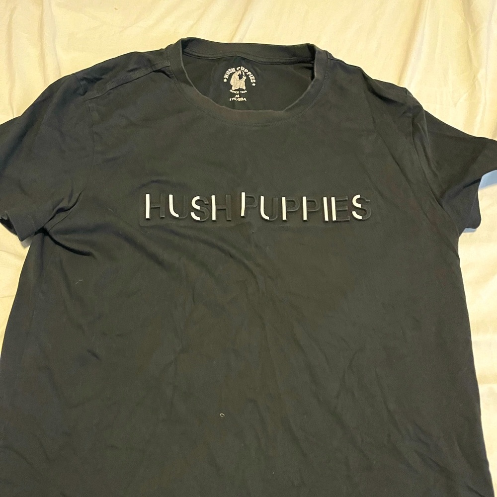 Hush puppies black tshirt